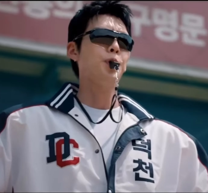 <b>김우빈</b>신민아 갑작스러운 소식은 ?   진짜 정체는?