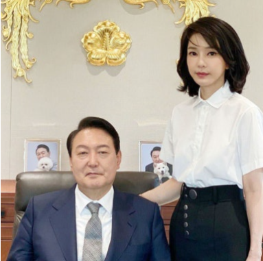 <b>김건희</b> 여사 석방되나, 10월 31일 앞두고 대법원 주목