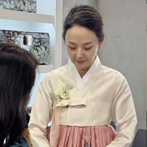배우 배종옥 딸 지난해 결혼, 1년 만에 알려진 뜻밖의 경사 전말은