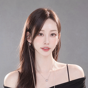 가수 배우 김현중 혼외자 아들 양육 전 여친 연인 예명 시유 SeeU 프로필 틱톡커 연예계 활동