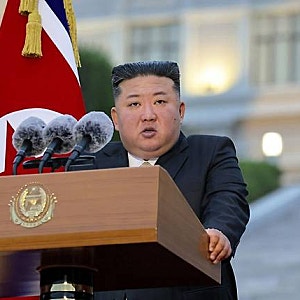국정원 김정은 고도비만이지만 사망설은 허위 보고