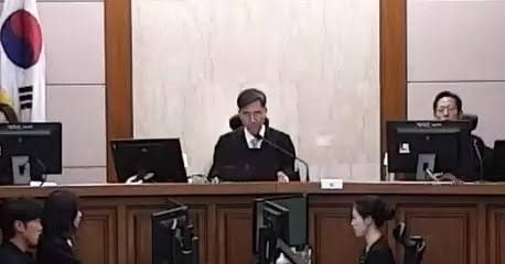 "<b>성폭행</b>당했다" 폭로했던 초교 후배, <b>기성용</b>에게 결국 1억 물어준다