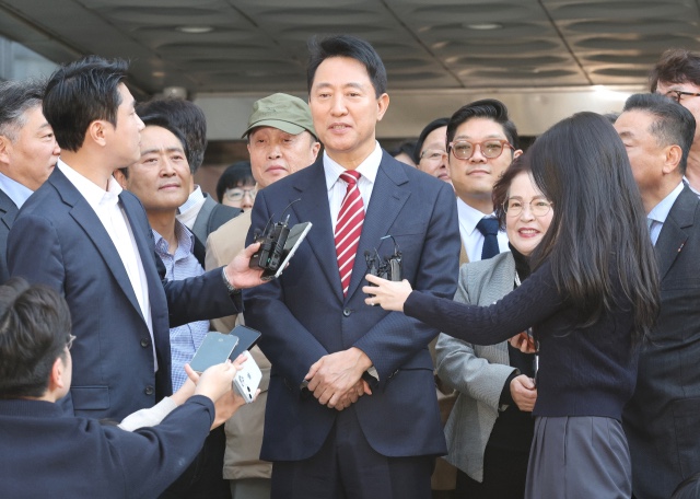 <b>오세훈</b> 정치자금법 2심 무죄에 <b>특검</b> 격앙 “실망스럽다, <b>상고</b>할 것....