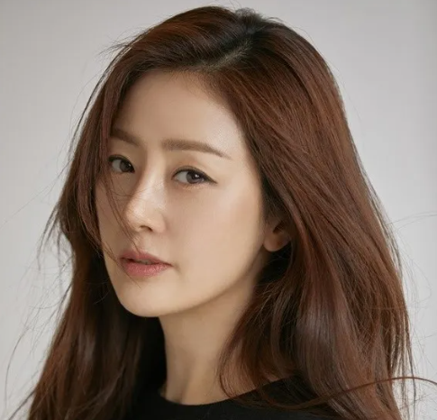 "25년째 연애중, 결혼 없는 행복" 배우 오나라 프로필 : 나이, 학력, 대표작, 남친 김도훈 & 최....