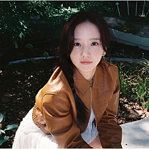 "100일의 거짓말 박정연?"드라마에선 몰랐던 청순미...가을 햇살 아래 분위기 확 달라졌네