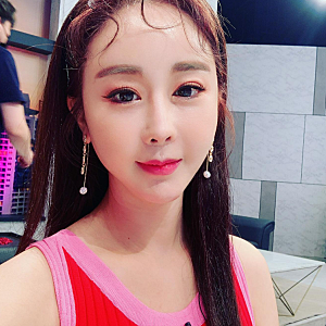 "금빛 욕실 살던 함소원 맞아?" 이혼 후 딸과 8평 원룸으로… 갑자기 무슨 일?
