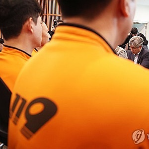 추미애 "소방 재정도 바로 세워야"…인건비 국가 부담 촉구