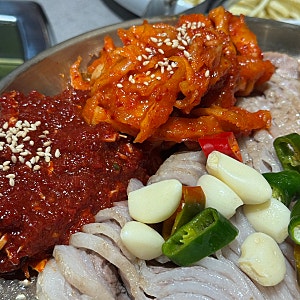 [손정보쌈] 서울 연신내역맛집 촉촉 가브리살수육 해물칼국수 방문후기