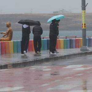 태풍 참피 북상 제주 최대 250mm 폭우, 26일 아침까지 영향