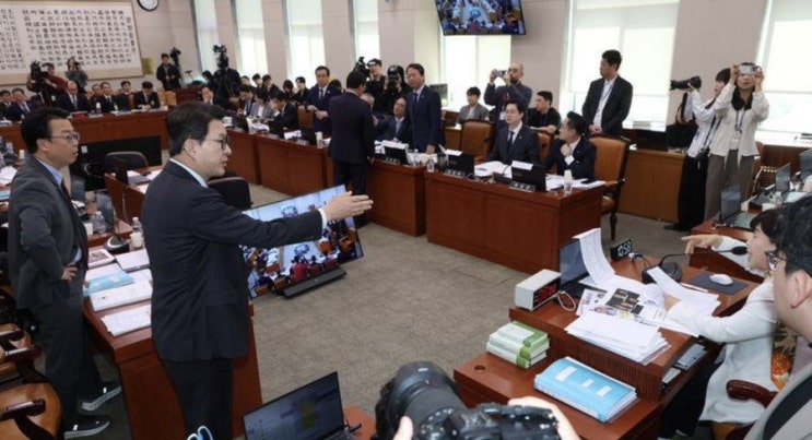 2026 국정감사 결국 끝났는데…18일 동안 고성·막말만 남았다? 여야....