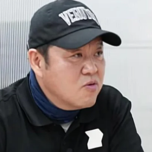 “배 툭 치며 어이” 김구라가 귀국 비행기에서 화난 이유