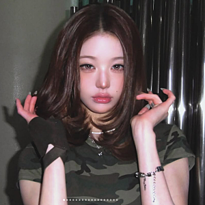 장원영 단발 실화? 머리 잘랐나 했더니…사진 보고 깜짝