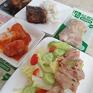 다이어트 식단 고민 끝 육식토끼 저당 소스 닭다리살 솔직 후기