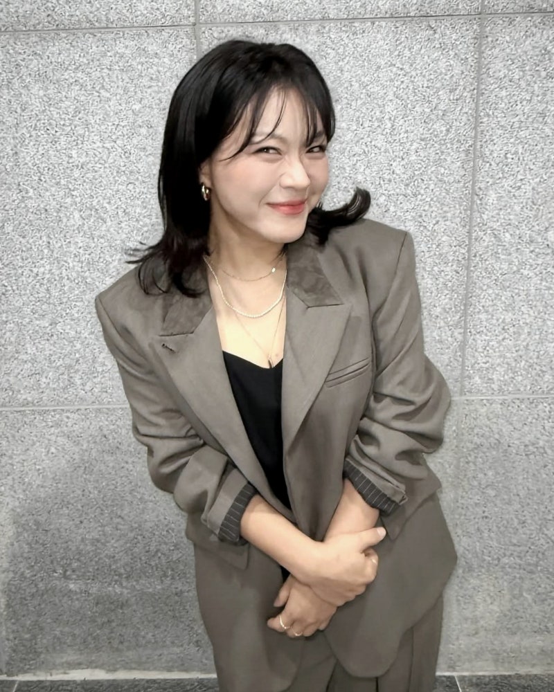 이영현 “노래가 안 되니까 열받더라” 했던 감량 뒤, 대추 축제 사진에 달린 말은?
