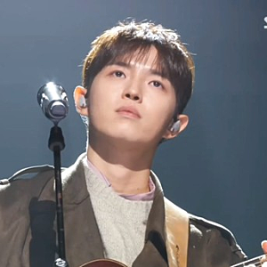 김재환 인기가요 무대 중 “유진아!”…반복된 외침, 관람 매너가 아쉬운 이유