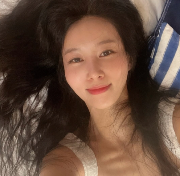배우 김정민, 10억 꽃뱀 논란 이후 활동 공백 "이미 바닥을 쳐 회복이 어려워 방송을 중단했다....