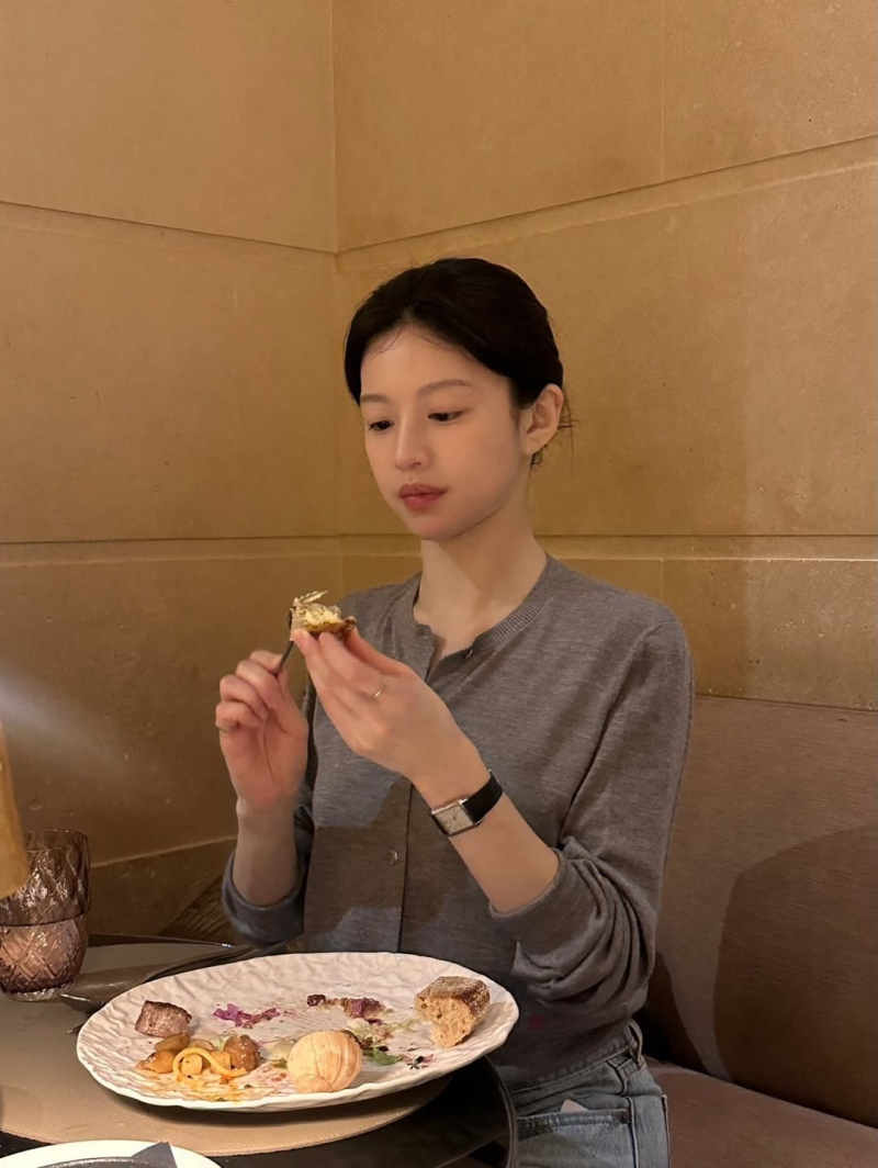 고윤정 사복 패션 모음 요즘 날씨에 딱! 가을 데일리룩 코디 5가지