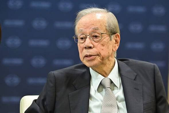 <b>후쿠다 야스오</b> 전 일본 총리 <b>별세</b>, 향년 90세…한일 관계 개선에 힘....