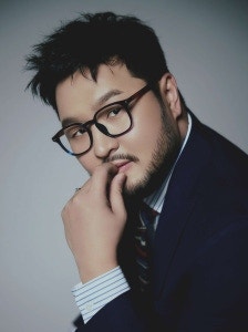 그룹 막내에서 CCO까지 god 김태우, 솔로 데뷔 20주년이 남긴 것