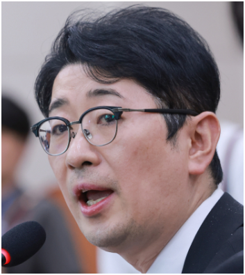 “그날 <b>골프</b> 친 적 없다” <b>리디아 고</b> 정면 <b>반박</b>, 김혜경 여사 <b>황제</b> ....