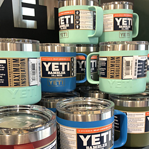 예티 YETI 압구정 매장 오픈! 텀블러 컬러부터 각인 서비스까지