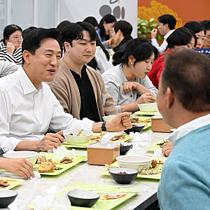 오세훈 '식사 정치' 시작? 무죄 뒤 연이틀 만찬, 이준석은 "비밀"이라고 한 이유 ️