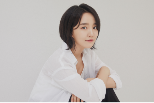 <b>윤하</b>, 전<b>소속사</b> c9엔터에 9억 5000만원 정산금 <b>소송</b>…결국 14년만에 결....