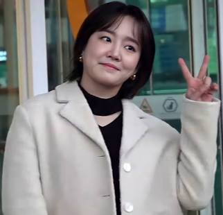 "<b>정산금</b> 못 받았다" <b>윤하</b>, 14년 동행 <b>C9엔터</b> 떠나는 씁쓸한 이유