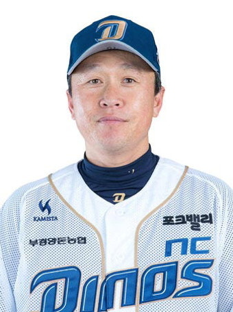 <b>롯데</b> 이동욱 감독·<b>이택근</b> <b>단장 선임</b>, 2027시즌 반등 이끌까?