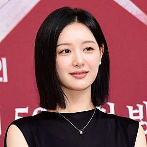 김지원 단발, 10년 만에 짧아졌는데 '컬은 빼주세요'가 핵심이에요