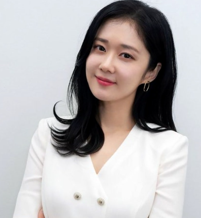 “남편이 6살 연하라더니” 45세 장나라, 나이 안 믿기는 패션