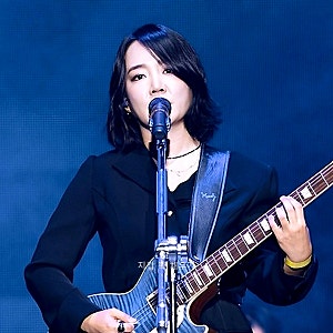 "역주행 신화 쓴 윤하도 정산금 못 받았다?" 14년 소속사에 9억대 소송 번진 내막