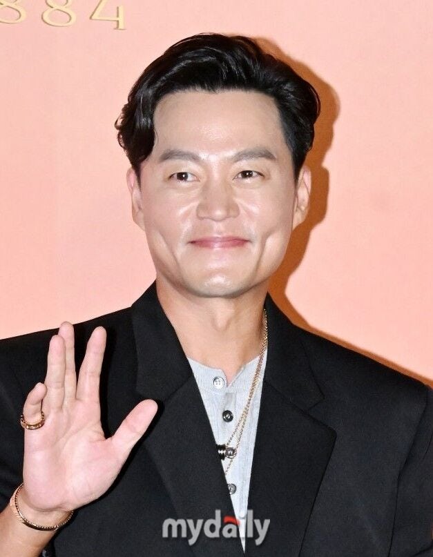 이서진 프로필 나이 키 학력 데뷔 리즈 뉴욕대 다모 하지원 23년 만 재회, 명품 시계 비서진 ....