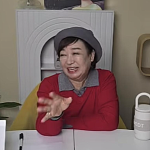 향수 냄새가 너무 싫었다던 혜은이, 라이브 중 갑자기 사과한 이유