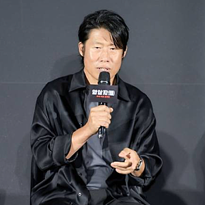 유해진, ‘암살자(들)’ 논란 속 뜻밖의 소식…대통령 표창 유력