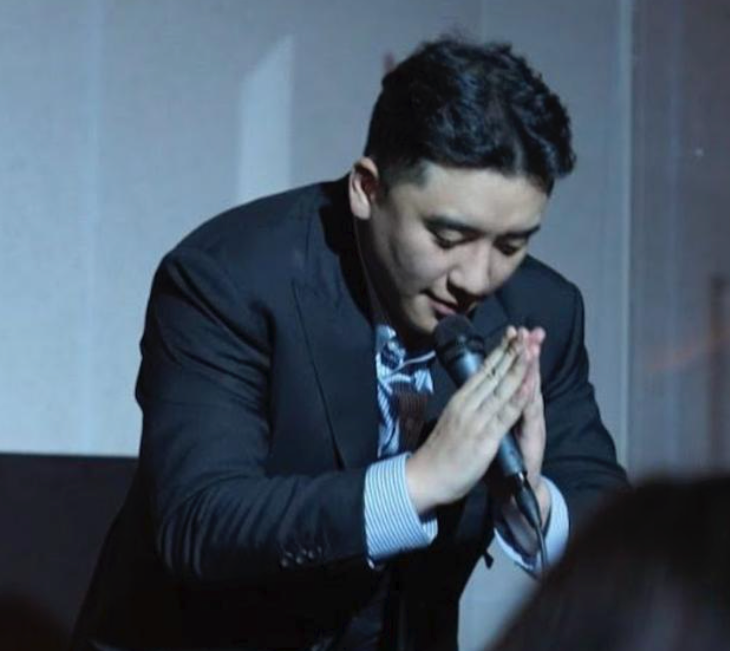 <b>승리</b>, <b>혼인신고</b> 마쳤다. 20대 여자친구와 내년 1월 아빠 된다? 5년 옥....