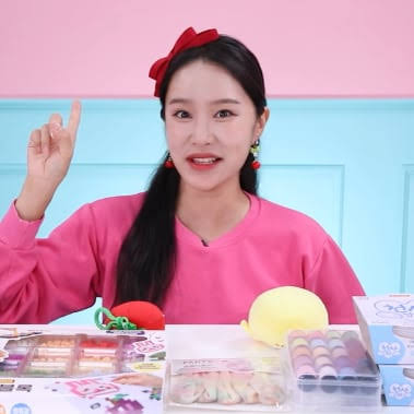 <b>헤이지니</b> 프로필 전 직원 폭로 <b>노동 착취 의혹</b>