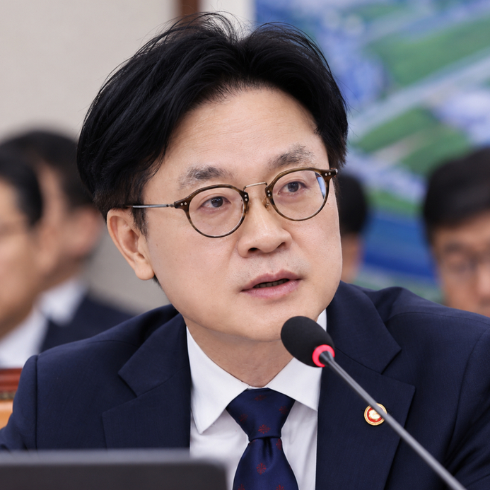 '뉴스도 안 봤느냐' 800조 반도체 땅에 미군 580억 공사, 장관의 답은