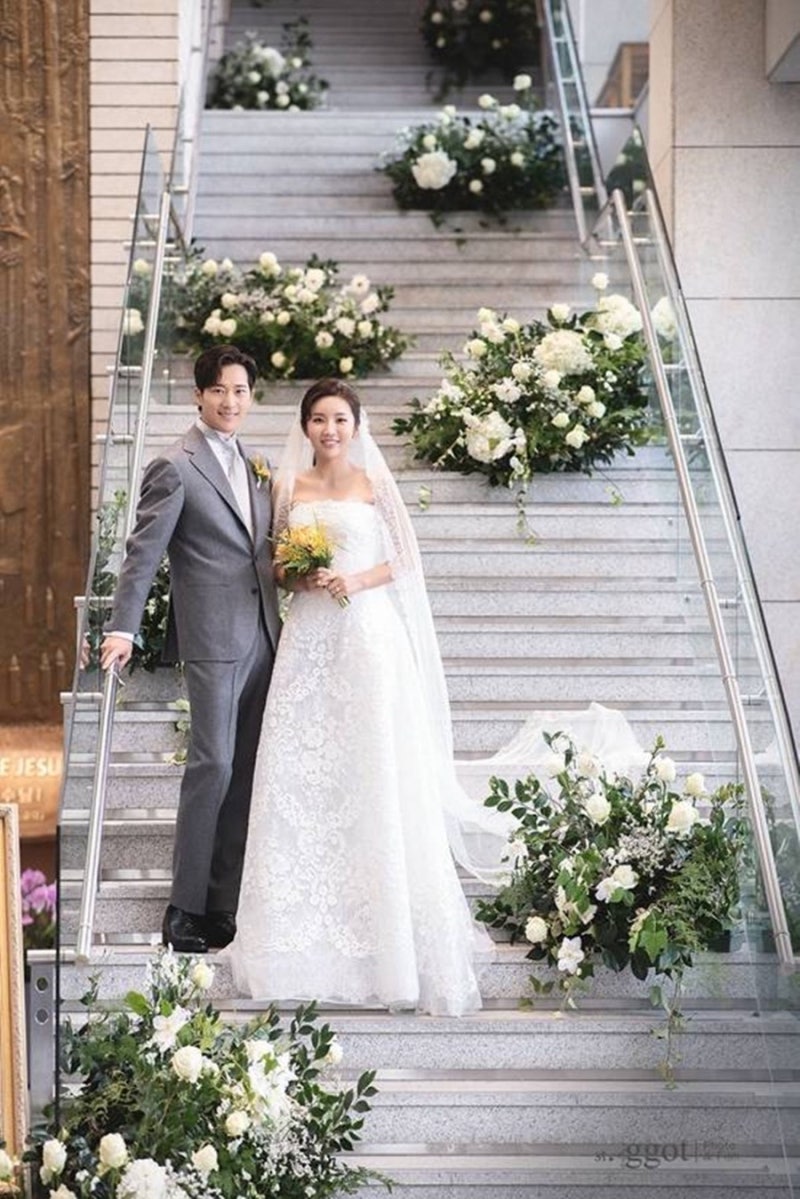 이완♥이보미 결혼 7년 만에 임신 소식…2027년 2월 딸 출산 예정, 김태희 고모 된다