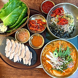 [서울/화곡동] 부엌모락 | 화곡역 맛집 · 명태회막국수 장칼국수 가브리살수육 후기
