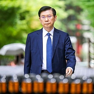 '윤석열 체포 방해' 박종준 전 경호처장, 2심서 징역 3년으로 감형