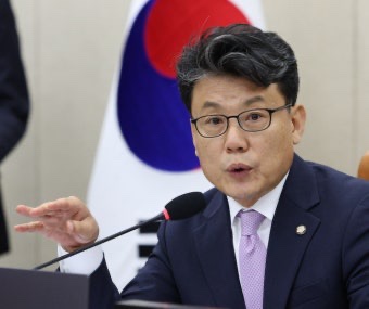 “정청래 이어 <b>진성준</b>까지 <b>미국 비자 거부</b>”…대체 무슨 일이길래? ....