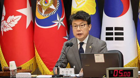 <b>진성준 비자</b> 발급 거부, 美 방문 앞두고 무슨 일 외교부는 “<b>절차</b> 미....