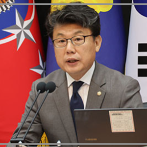 진성준 ㅣ미국비자거절 +28년만에 SCM 연기 ㅣ나이 고향 학력 국방위원장 국가보안법위반