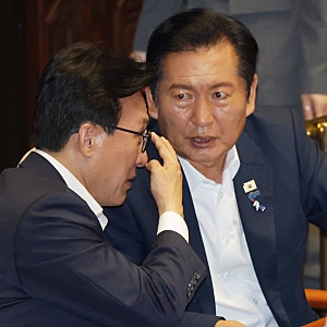 정청래 이어 진성준 국방위원장까지, 美 비자 거부 진짜 이유 총정리