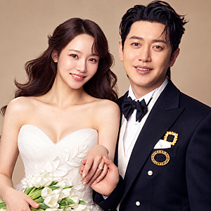 강균성 유하진 오늘 결혼…혼전순결 지킨 14살 연하 신부 누구?