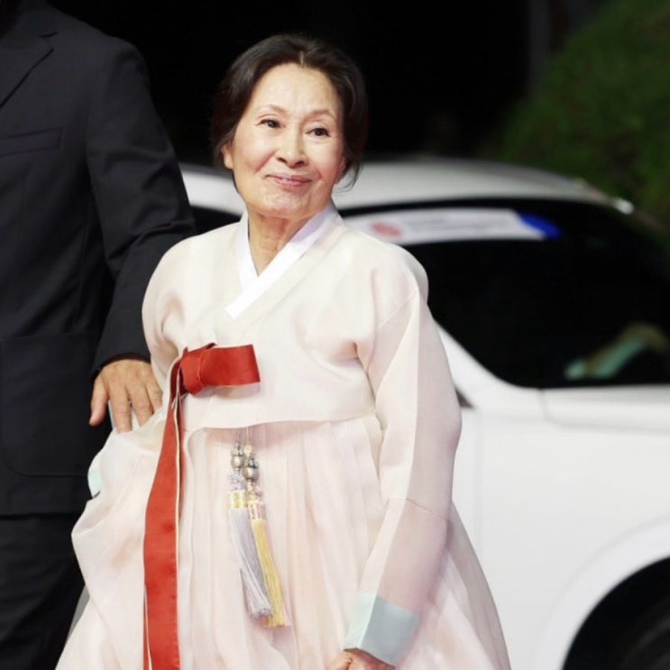 “22년 남편이었는데 이제 못 만난다니…” <b>김혜자</b> 프로필 <b>나이</b> 학....