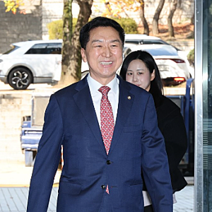 “아내는 벌금 500만 원, 남편은 무죄?”…김기현 명품백 판결, 일반 국민도 납득할 수 있을까
