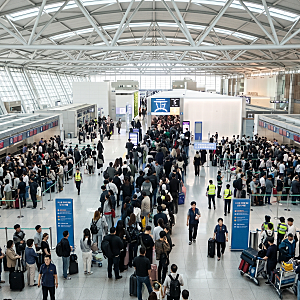인천공항 발권 장애로 1200명 대기 수속 차질, 출국장 마비 사태