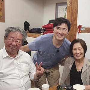 임호, 최불암 김수미 전원일기 가족 사진 한 장에 남은 두 번의 이별
